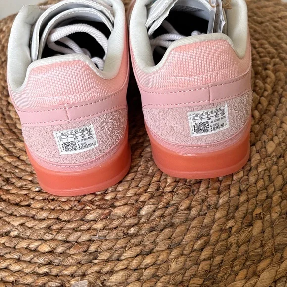 Adidas Cabo Rojo Bad Bunny Gazelle Sneakers 7.5 - Picture 4 of 9